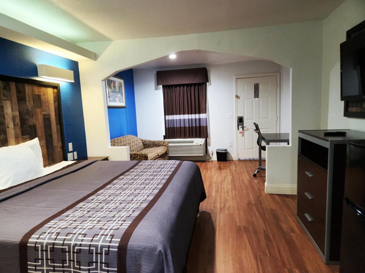 Express Inn トンボール エクステリア 写真
